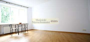 Komfortowa kawalerka przy metro racławicka
