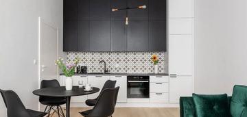 Apartament w kamienicy w centrum | noakowskiego